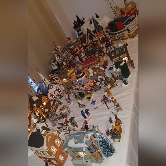 Meet your Posher, Cyndi - Picture 7 of 7